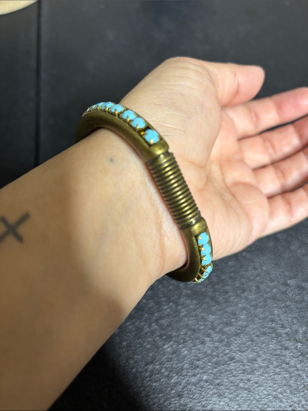 Boho Turquoise Accent Brass Cuff Hinge Bracelet Western - Picture 8 of 8
